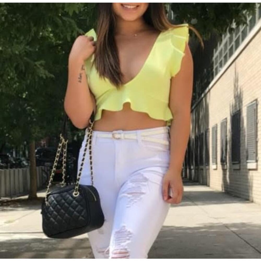 crop top - Picture 2 of 3